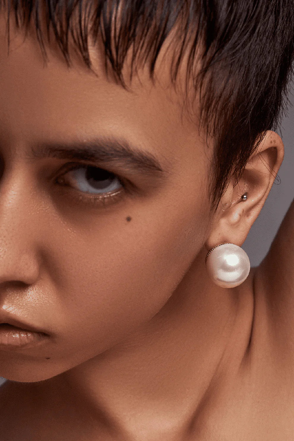 Talk Of The Town | Pearl Studs